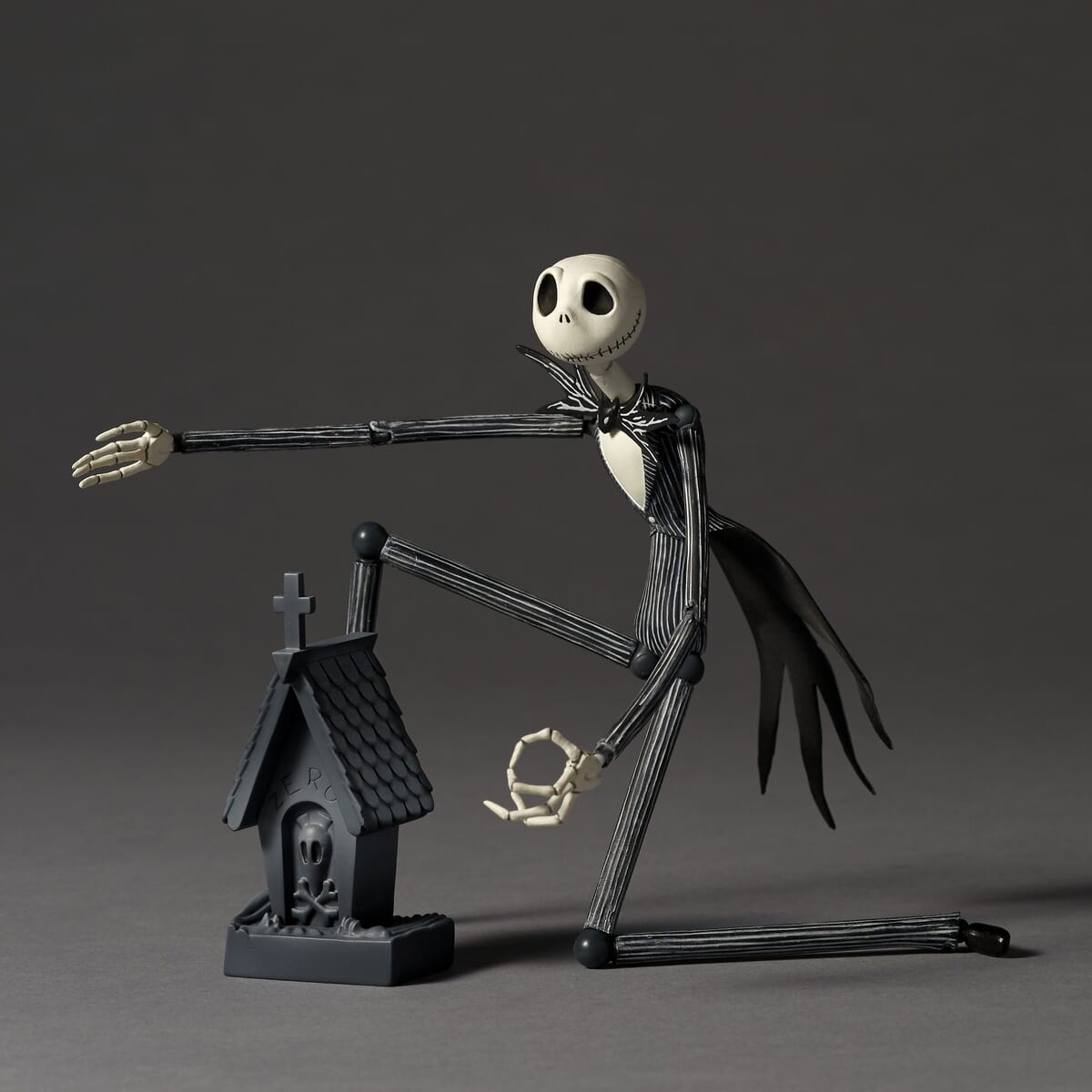 様々なポーズと表情を再現できるフィギュア！海洋堂 リボルテック