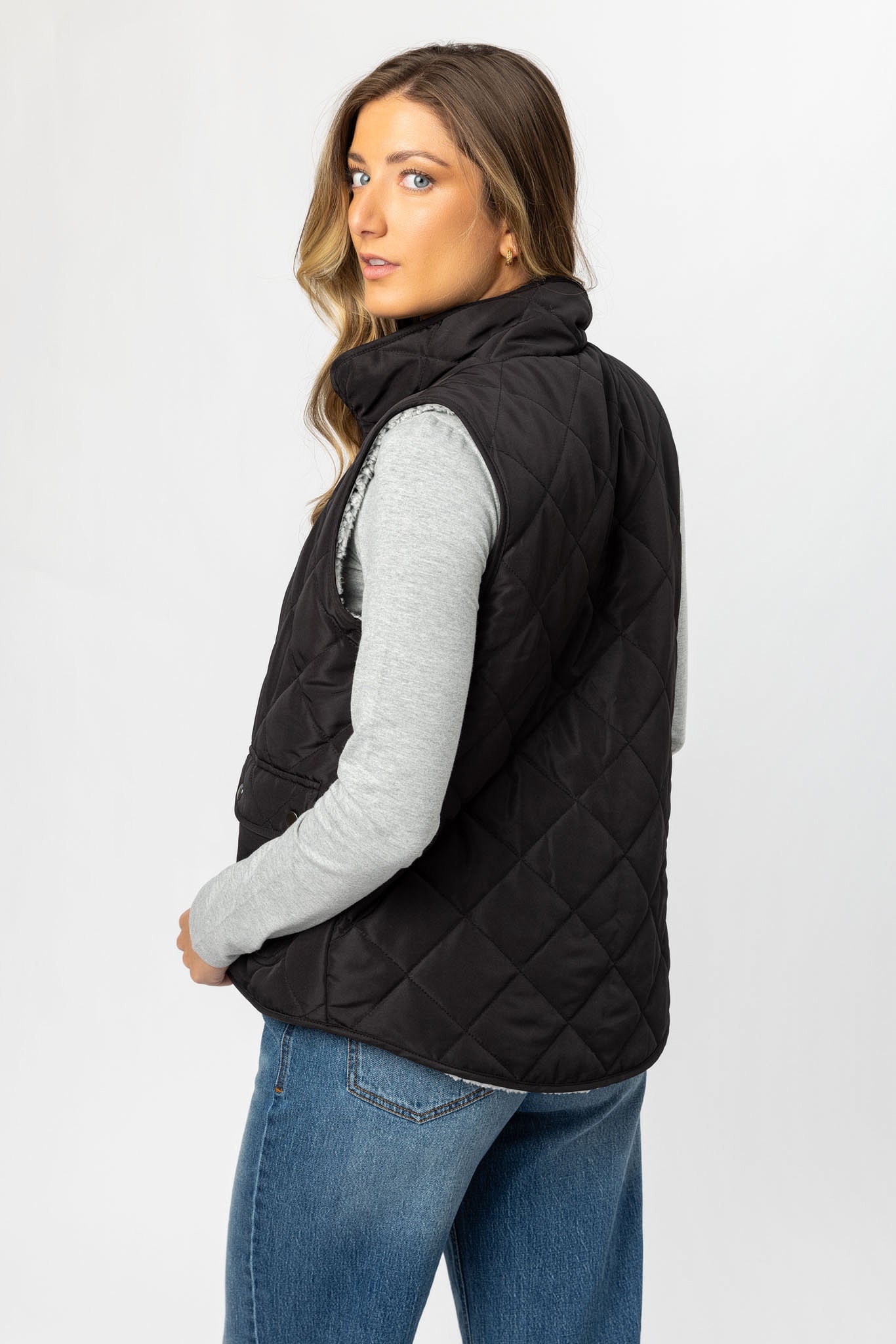 Quilted Reversible Vest – Eclipse