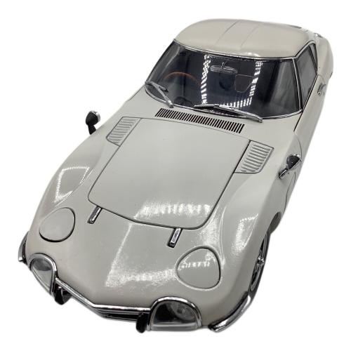 EBBRO (エブロ) モデルカー 1/24 TOYOTA 2000GT(ホワイト)｜トレファク