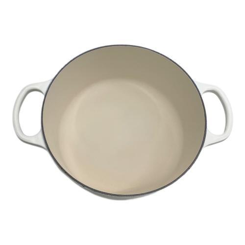 LE CREUSET (ルクルーゼ) 両手鍋 24cm ホワイト｜トレファクONLINE