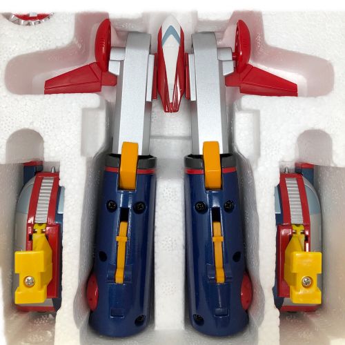 BANDAI(バンダイ) コンバトラーV フィギュア 超電磁ロボ コンバトラーV