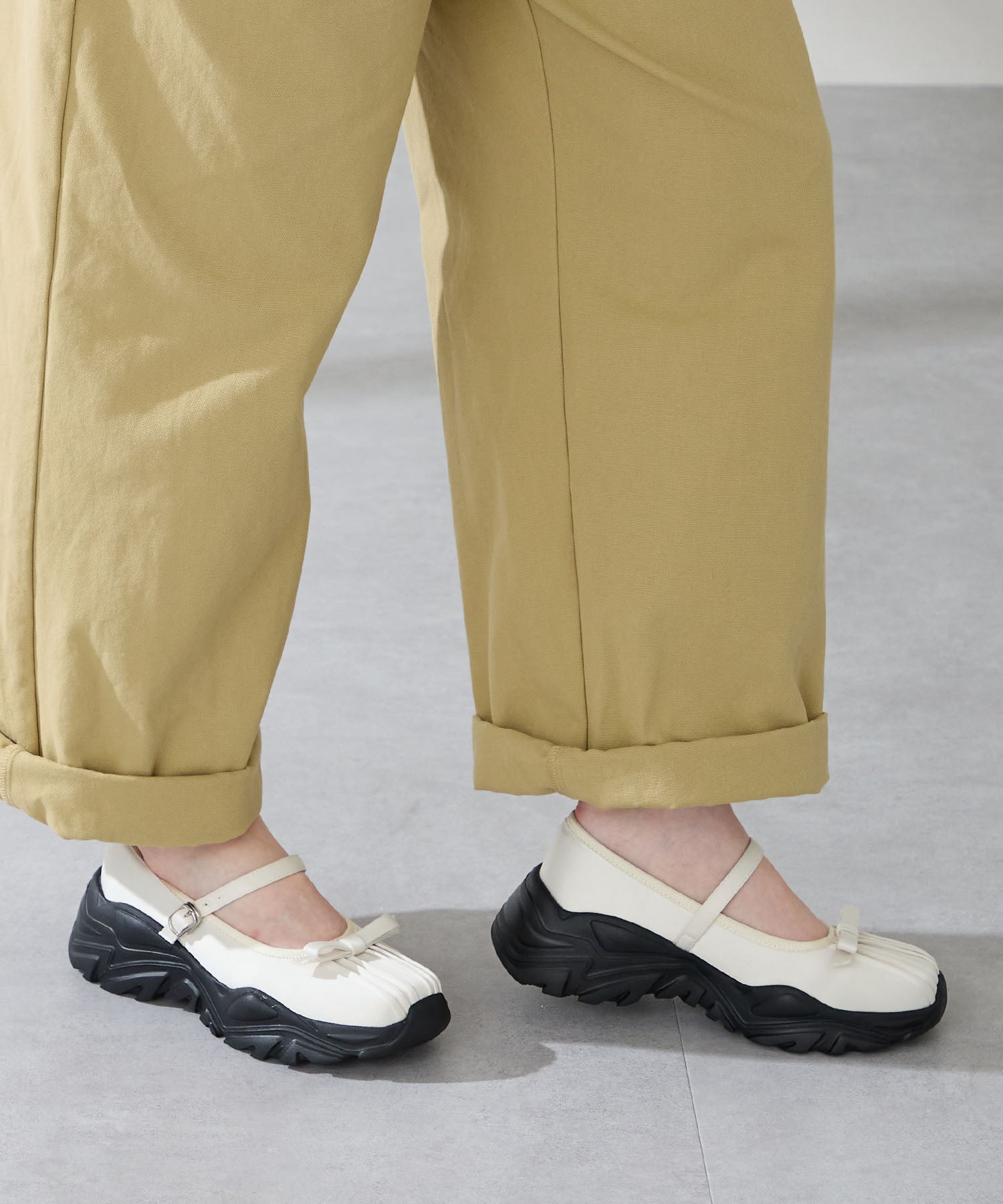 カタログ掲載アイテム】スニーカーソールバレエシューズ/51305