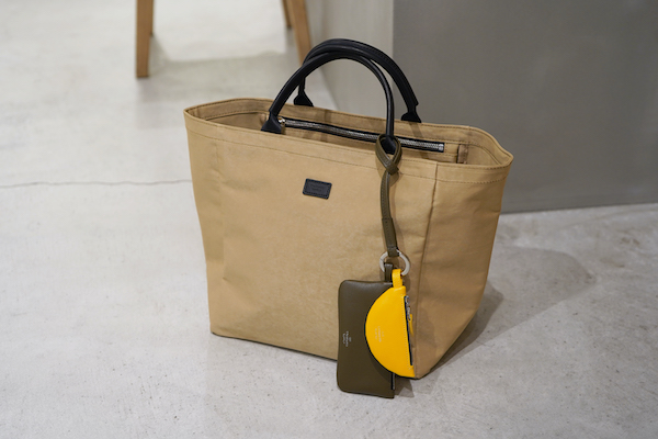 新作／PAL／ZIG ZAG STRAP POUCH「大活躍の予感」 | evergreen works