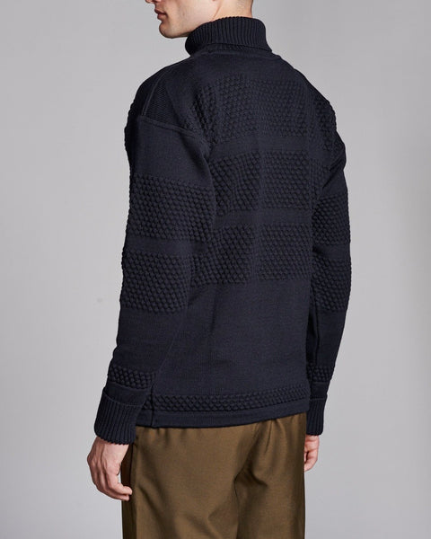 S.N.S. HERNING】FISHERMAN SWEATER | NAVY BLUE | EDISTORIAL STORE