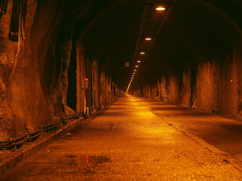 ELM - 低圧ナトリウムランプ安定器と灯具の製作