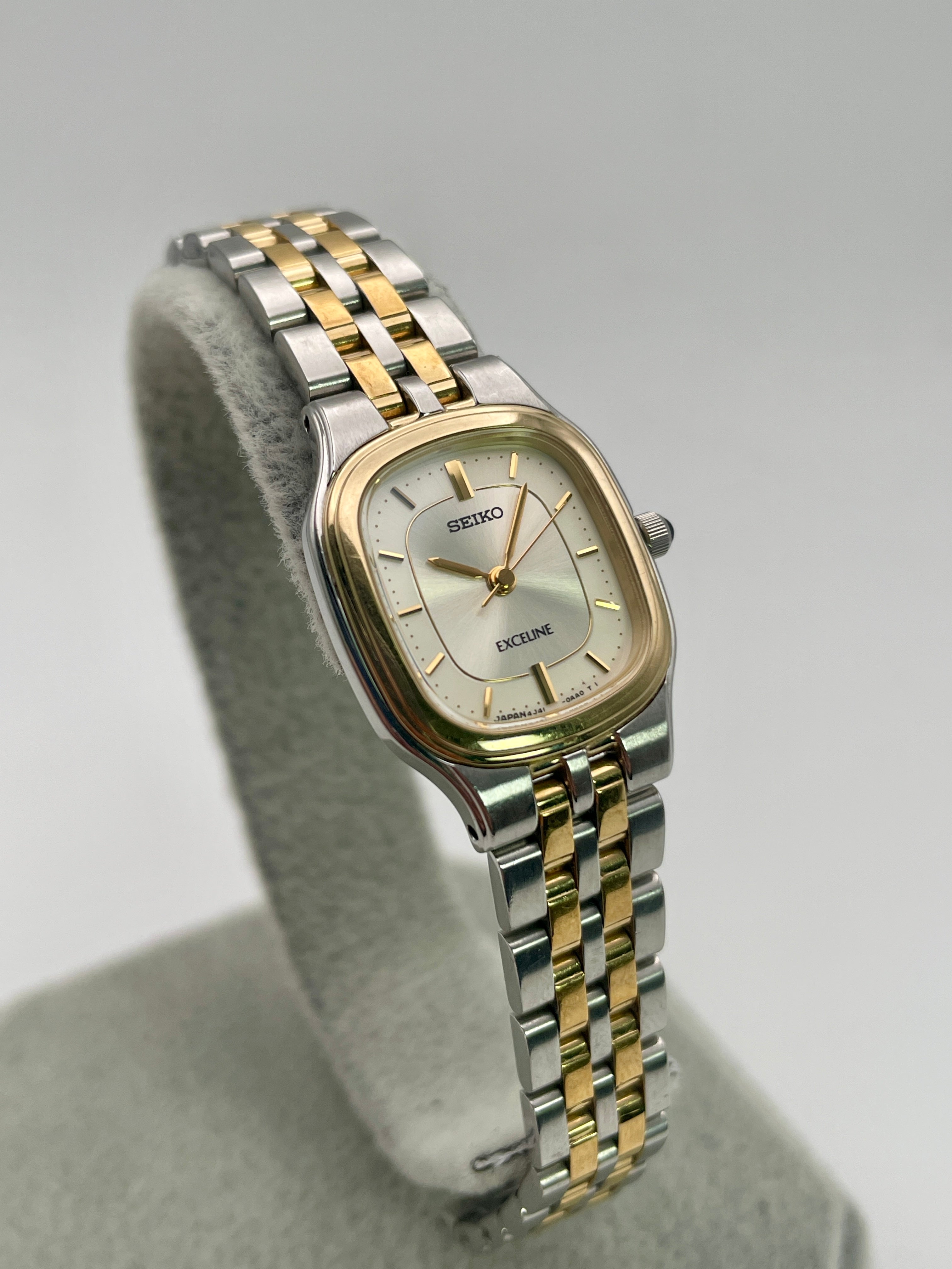 Seiko Exceline Square 4J41 Vintage Women's Watch in Steel and Gold