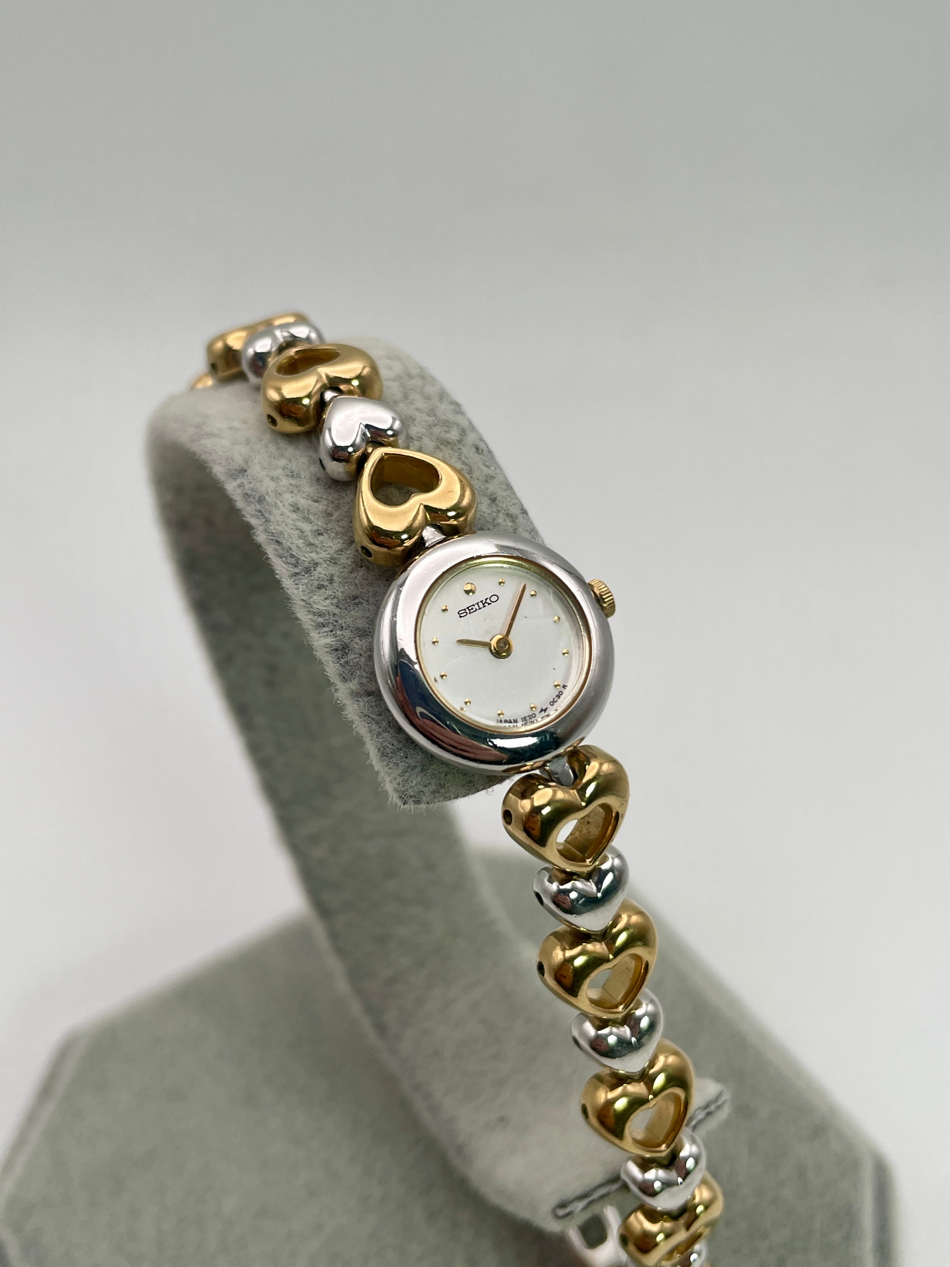 Seiko Heart 1E20-0030 Vintage Women's Watch in Steel and Gold