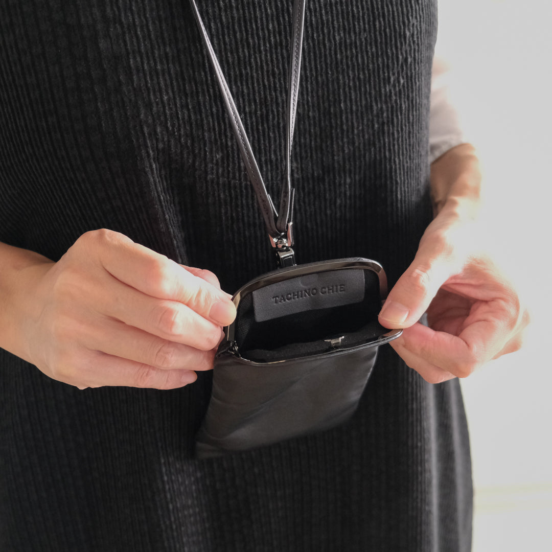 旅先にも、普段にも。大切なものだけを身につけて – Envelope