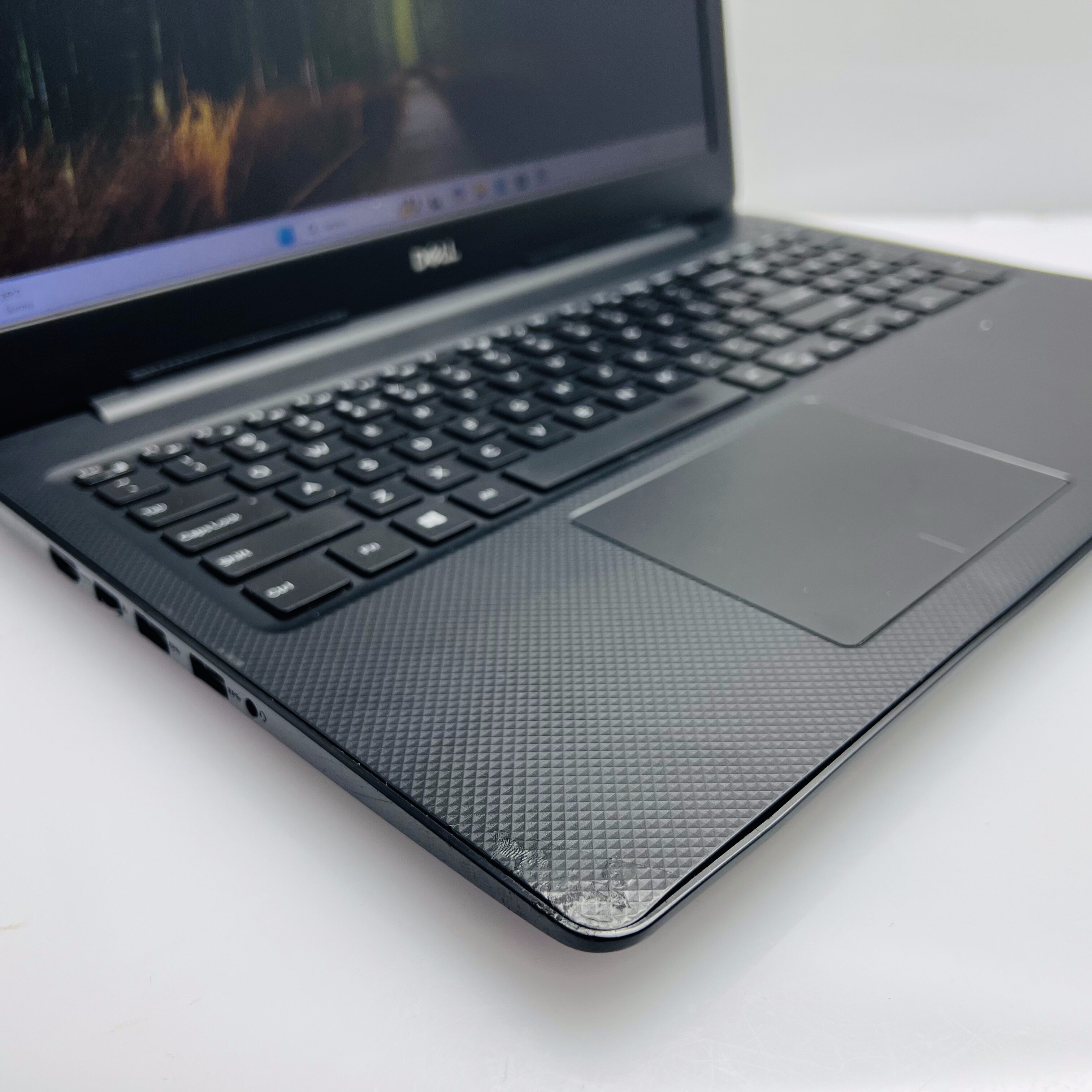 Buy Used Dell Vostro 3580 8th Gen 