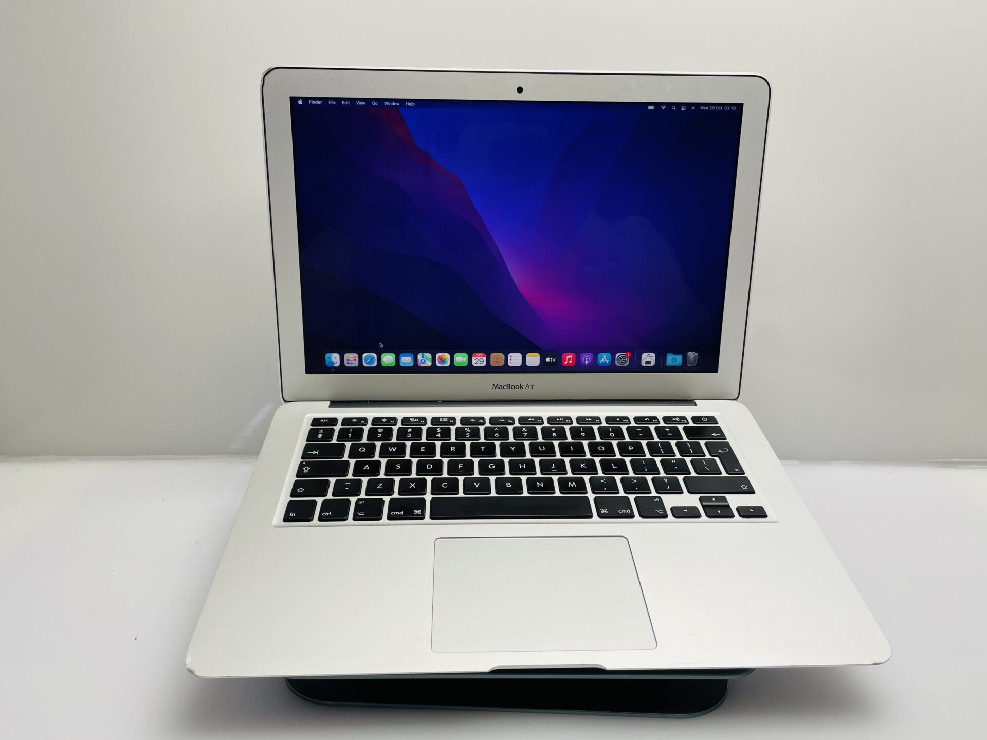 Buy Used Apple MacBook Air 13-Inch “Core i5” 1.8GHz (2017) 8GB RAM