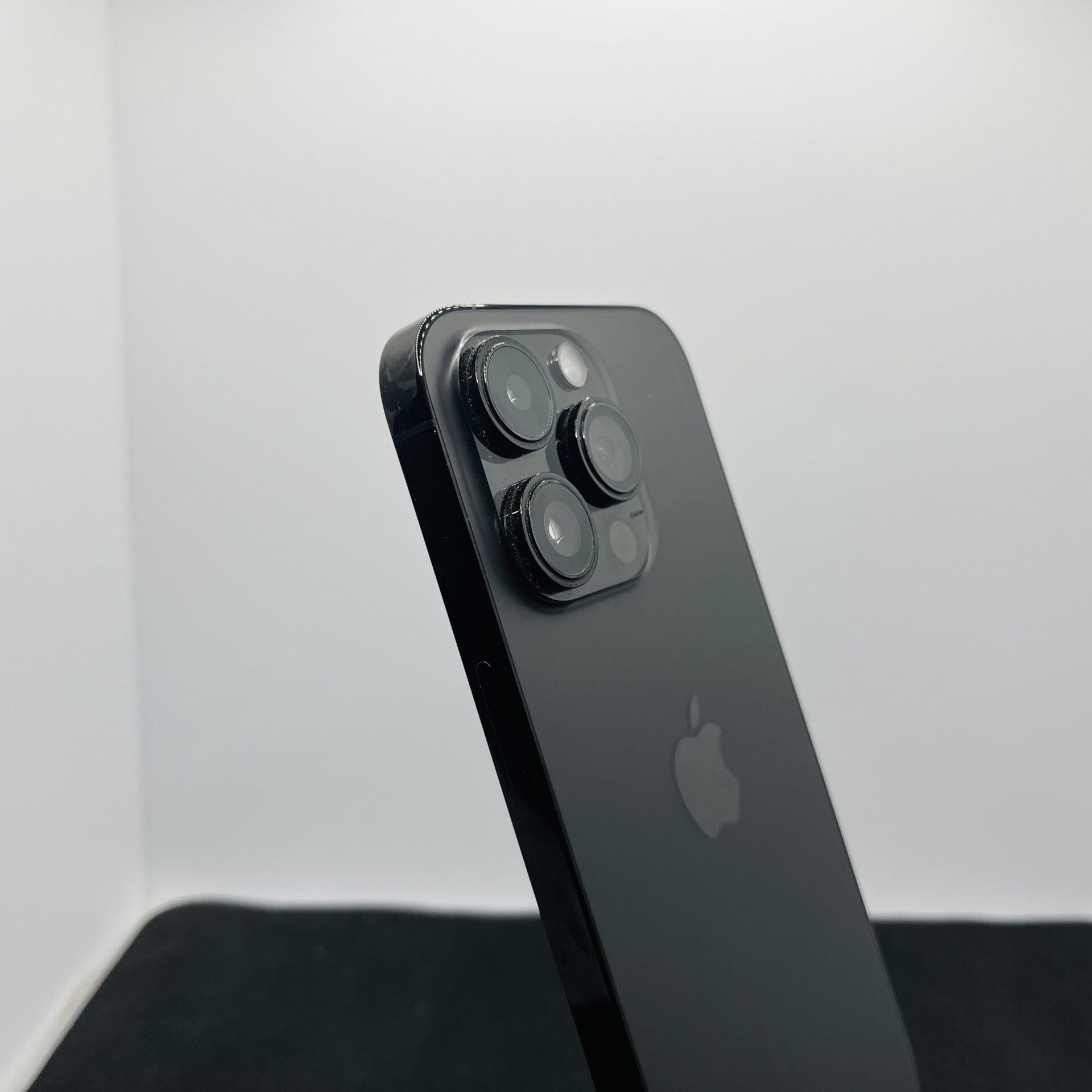 Buy Used Apple iPhone 14 Pro 256GB Space Black – (Grade B
