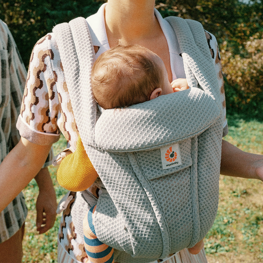 OMNI Deluxe / グラファイトグレー | エルゴベビー オンラインストア