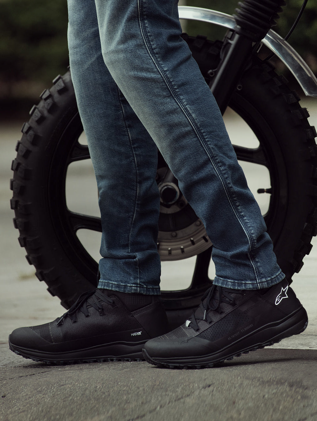 Speedforce - Black Motorcycle Shoes | Alpinestars®