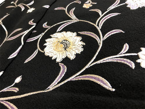 金彩友禅 和田光正謹製の上品な黒留袖をご紹介いたします。 - 御福ま