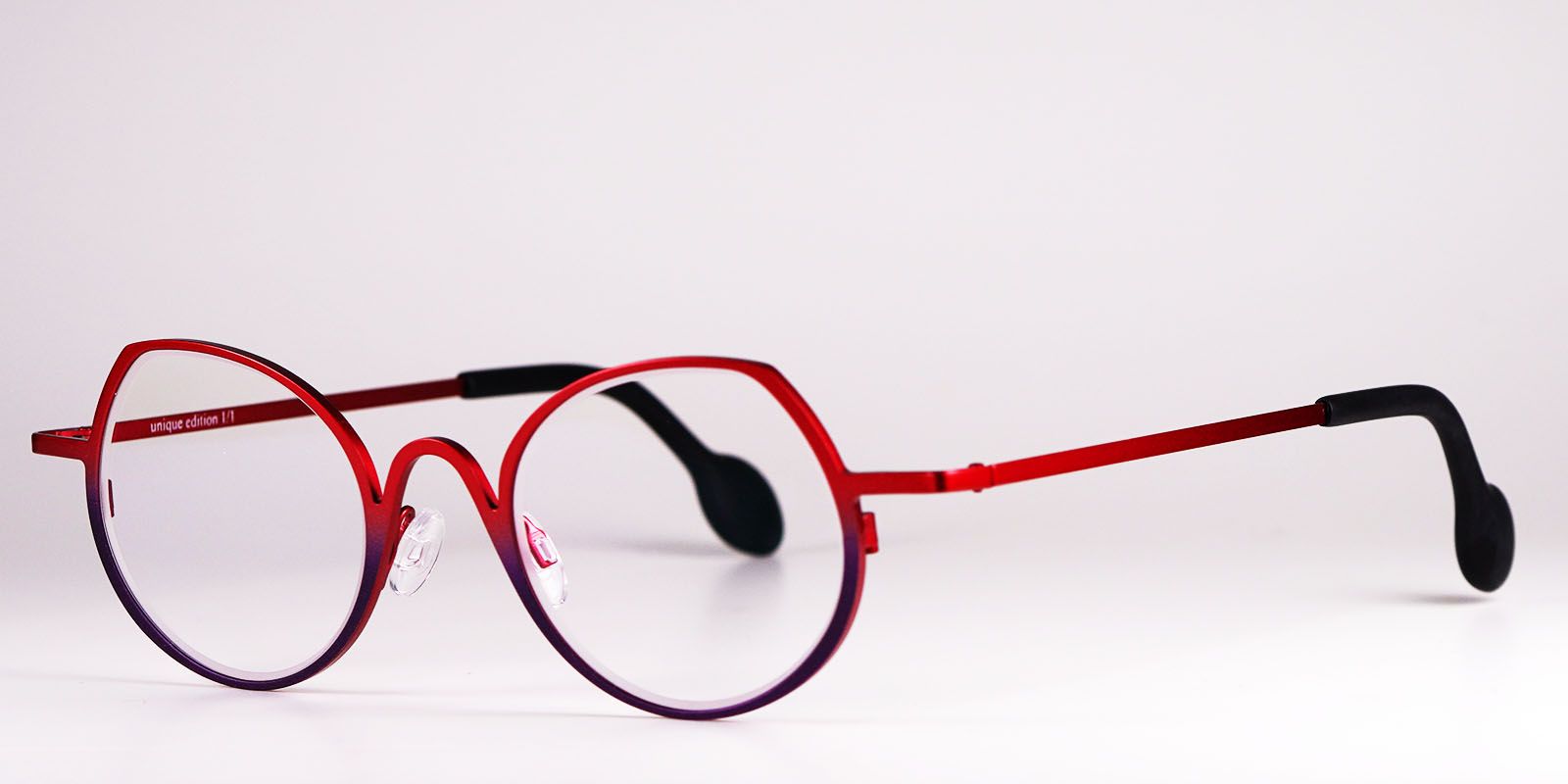 Theo | 取扱いブランド | EYE CARE SYSTEM 綱島のメガネ