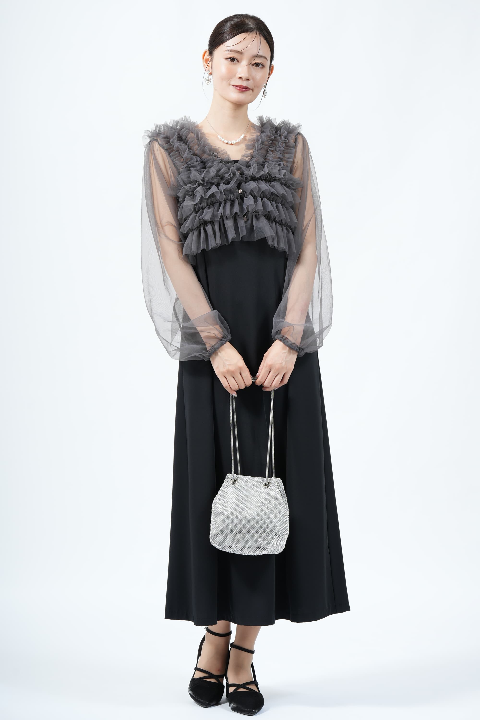 Discoat チュールフリルボレロ付きブラックドレス (S〜M) をレンタル