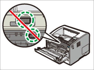トナーまたはドラムユニットが正しくセットされていないと表示される