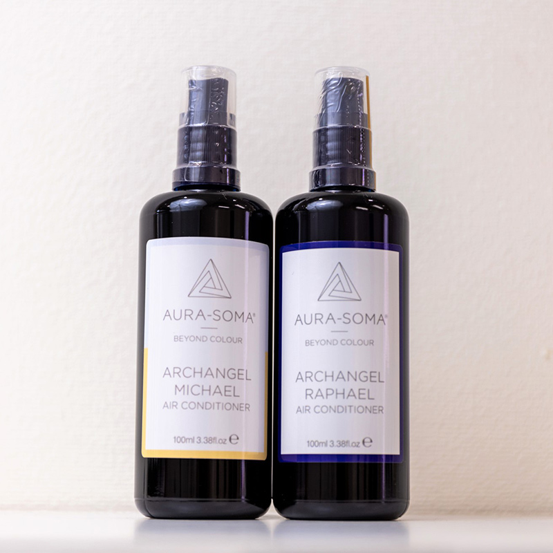 PRODUCTS - 英国式カラーセラピー、オーラソーマ、パーソナルカラー