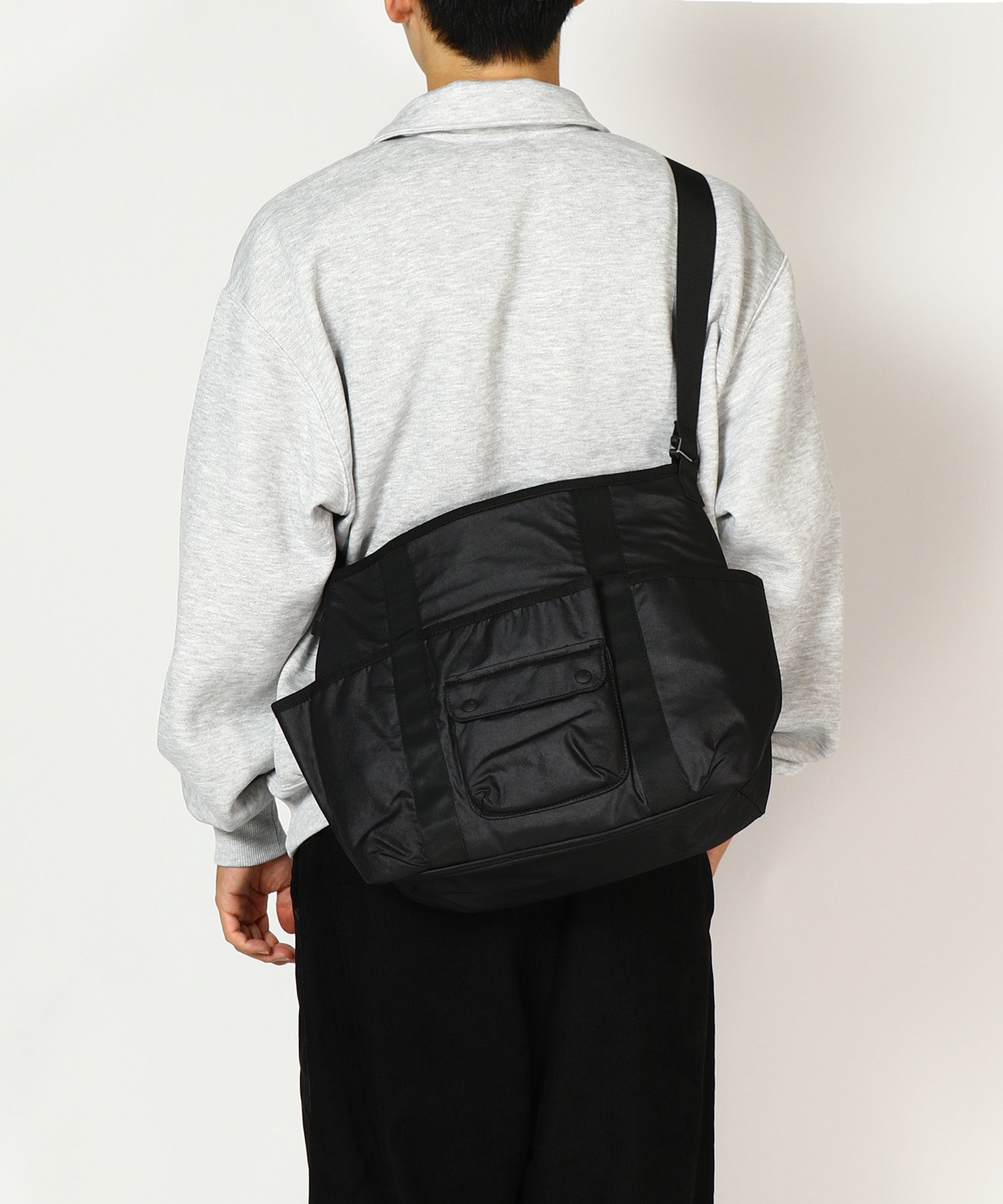 TECH REVERSIBLE ONE SHOULDER BAG - DAIWA PIER39 (ダイワピア39