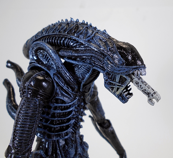 Aliens: Xenomorph Warrior and Sgt. Craig Windrix by NECA