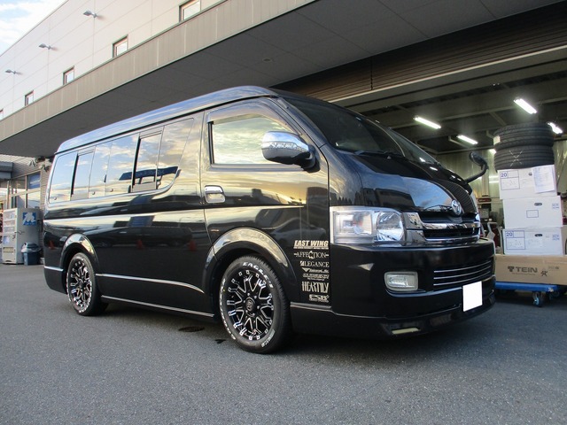 ハイエース (200系) 200系【LT】 20*V | 装着ギャラリー | カーポート