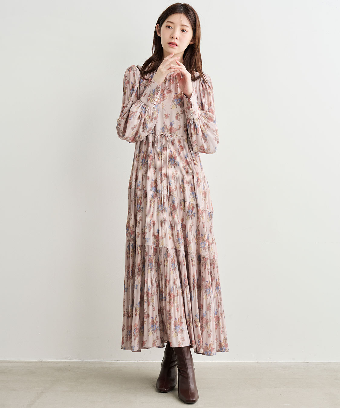 フラワープリントプリーツティアードワンピース｜PETAL ONLINE（ペタル