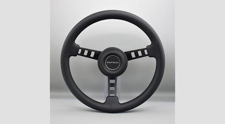 最高のダットサンコンペに | Leather Custom FIRST