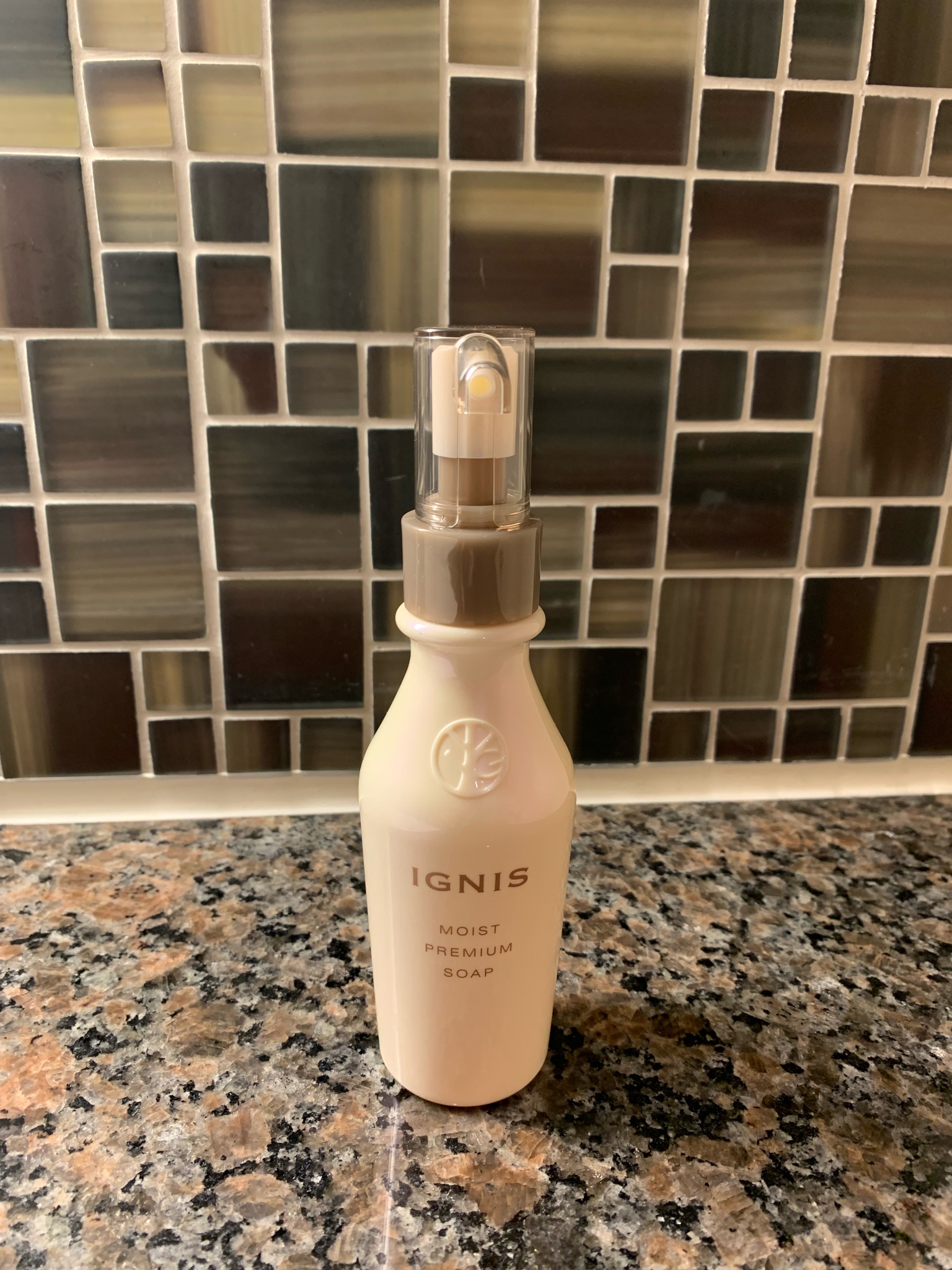 イグニス / モイストプレミアム ソープの公式商品情報｜美容・化粧品