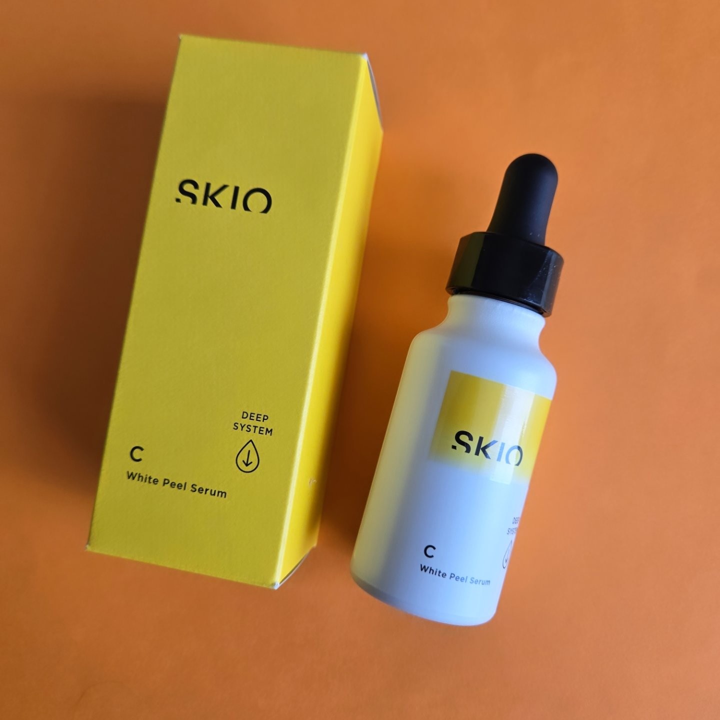 SKIO / VC ホワイトピールセラム 26mLの公式商品情報｜美容・化粧品