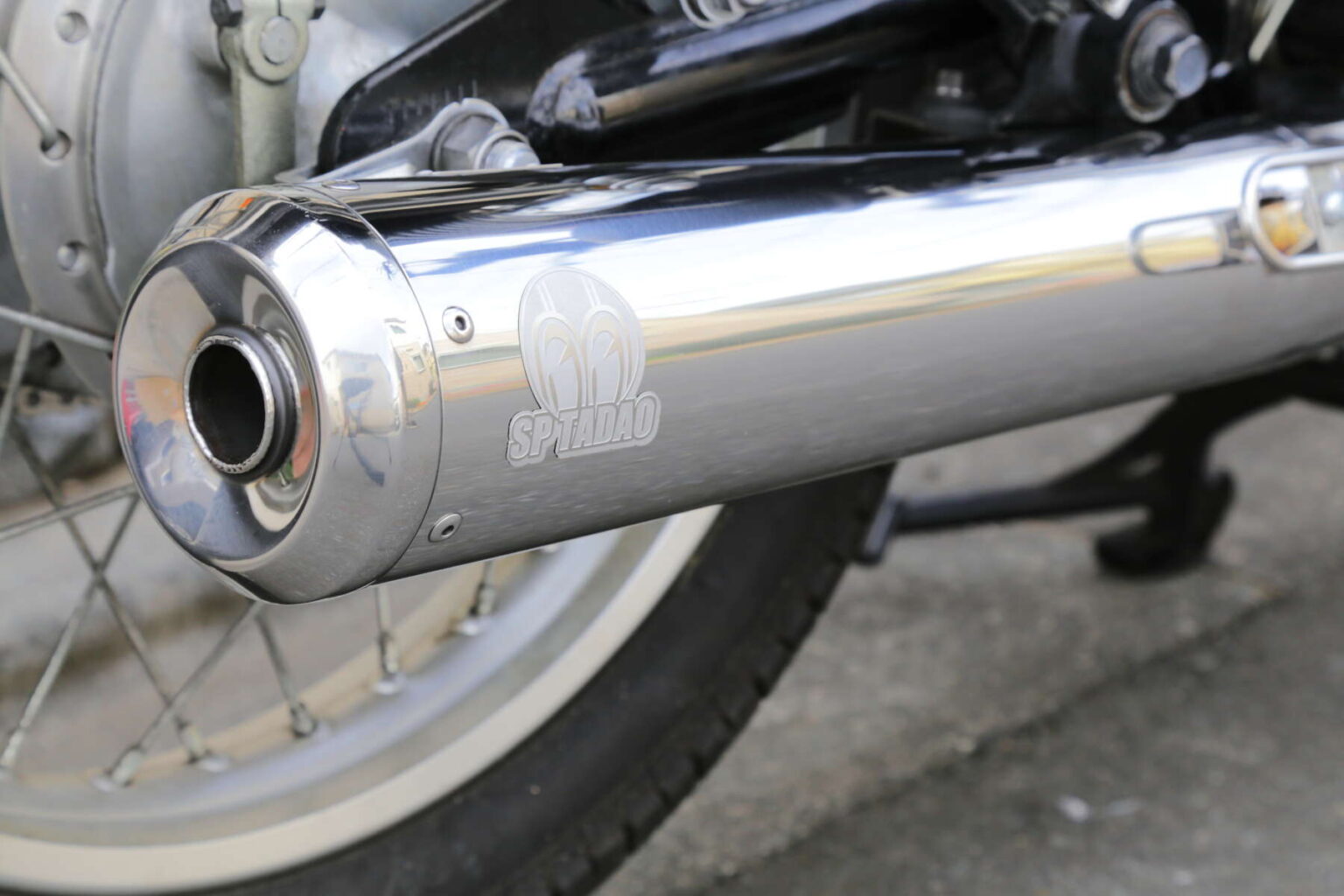 SP忠男からSR400（10～17年）用『POWER BOX サイレンサー』が発売され