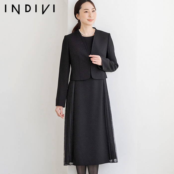 WEB限定|フリルカラーのアンサンブル 11号・ブラック｜東京ソワール