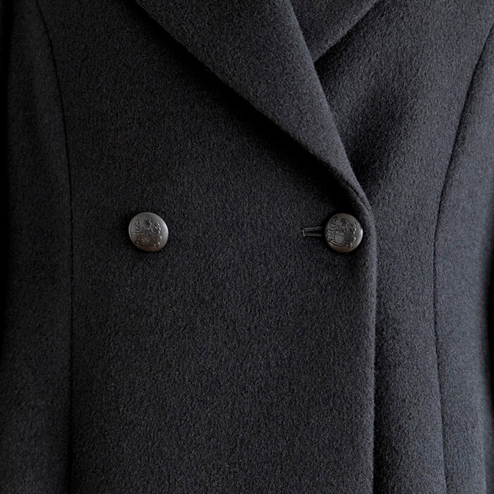 アンゴラ混のクラシカルなコート M・ブラック｜東京ソワール