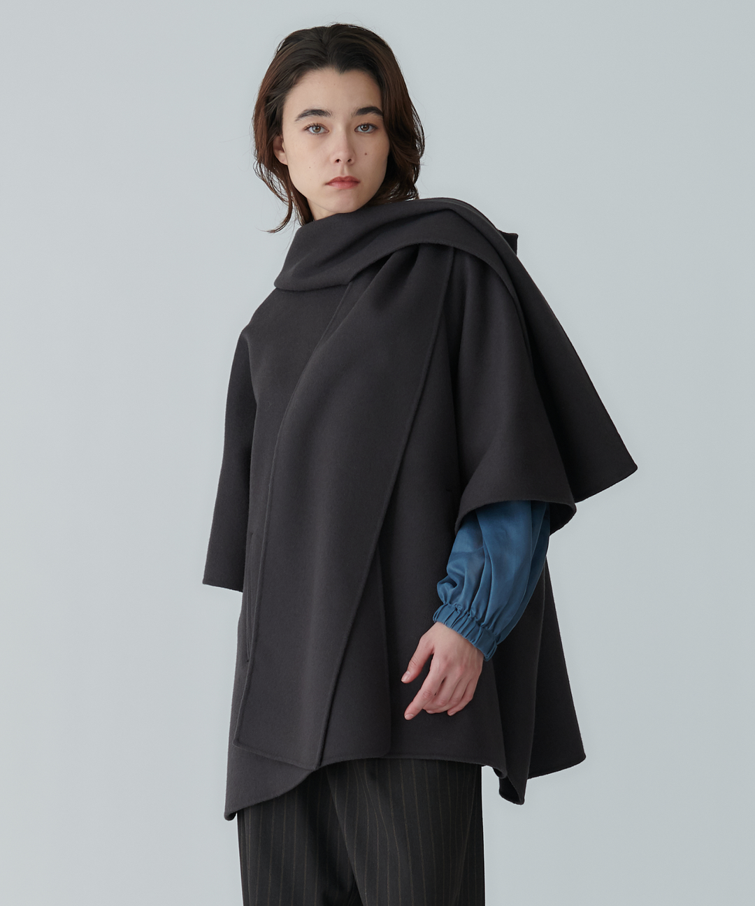 フードストール付きポンチョコート – FACE SANS FARD