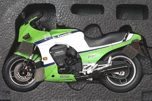 WIT'S ウィッツ / マイルストーン 1/12 KAWASAKI カワサキ GPz900R