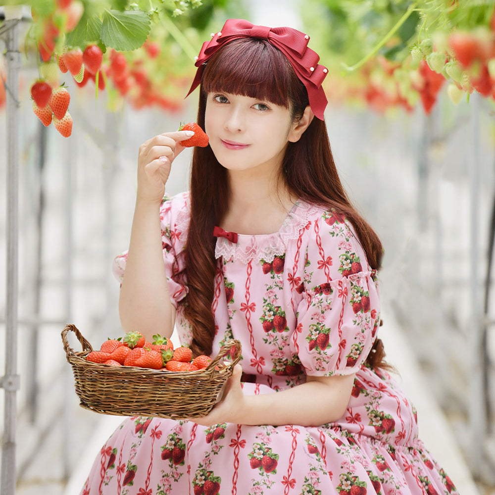 Strawberry Roseスクエアネックワンピース-Melody BasKet(メロディ