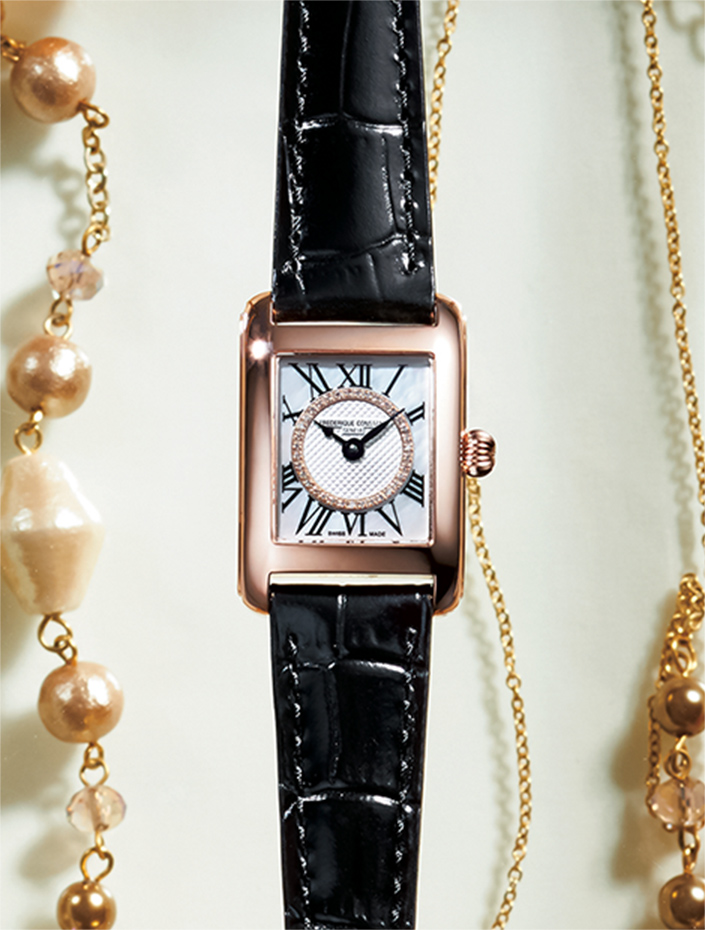 CLASSICS CARREE LADIES COLLECTION 腕元を艶やかに彩る「クラシック