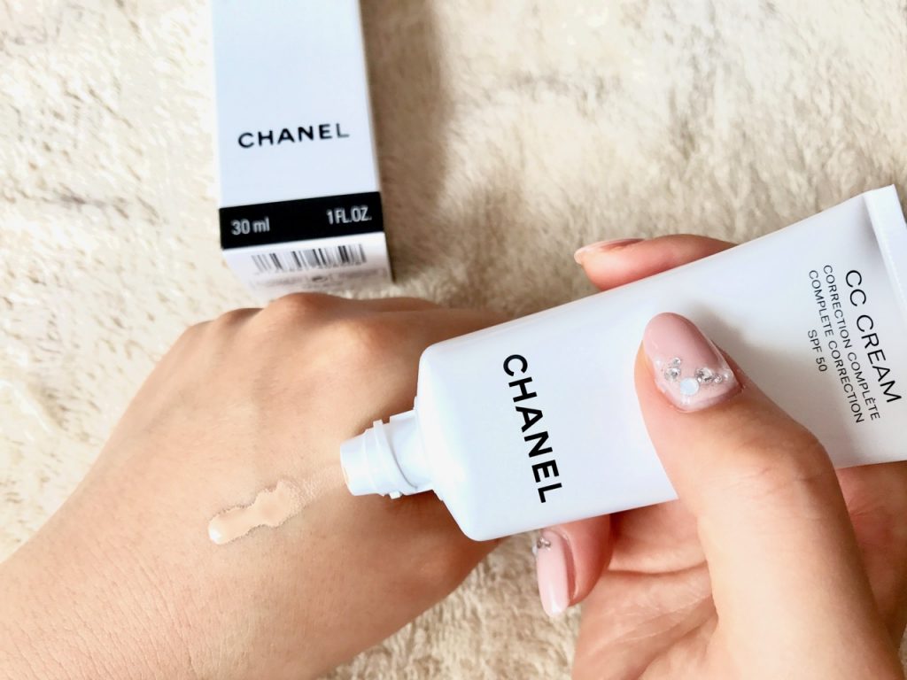 これ1本でベースメイクOK！自然なツヤ肌ができるシャネルのCCクリーム