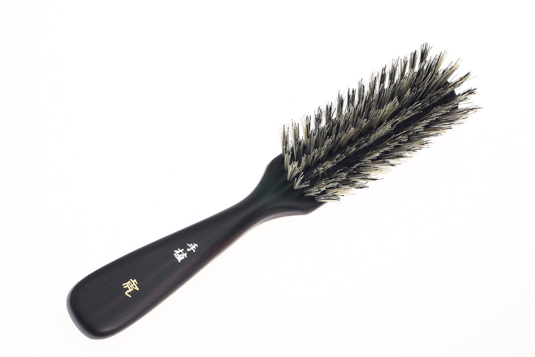 手植-6やわらかめ ヘアブラシ 6行 – 藤本虎