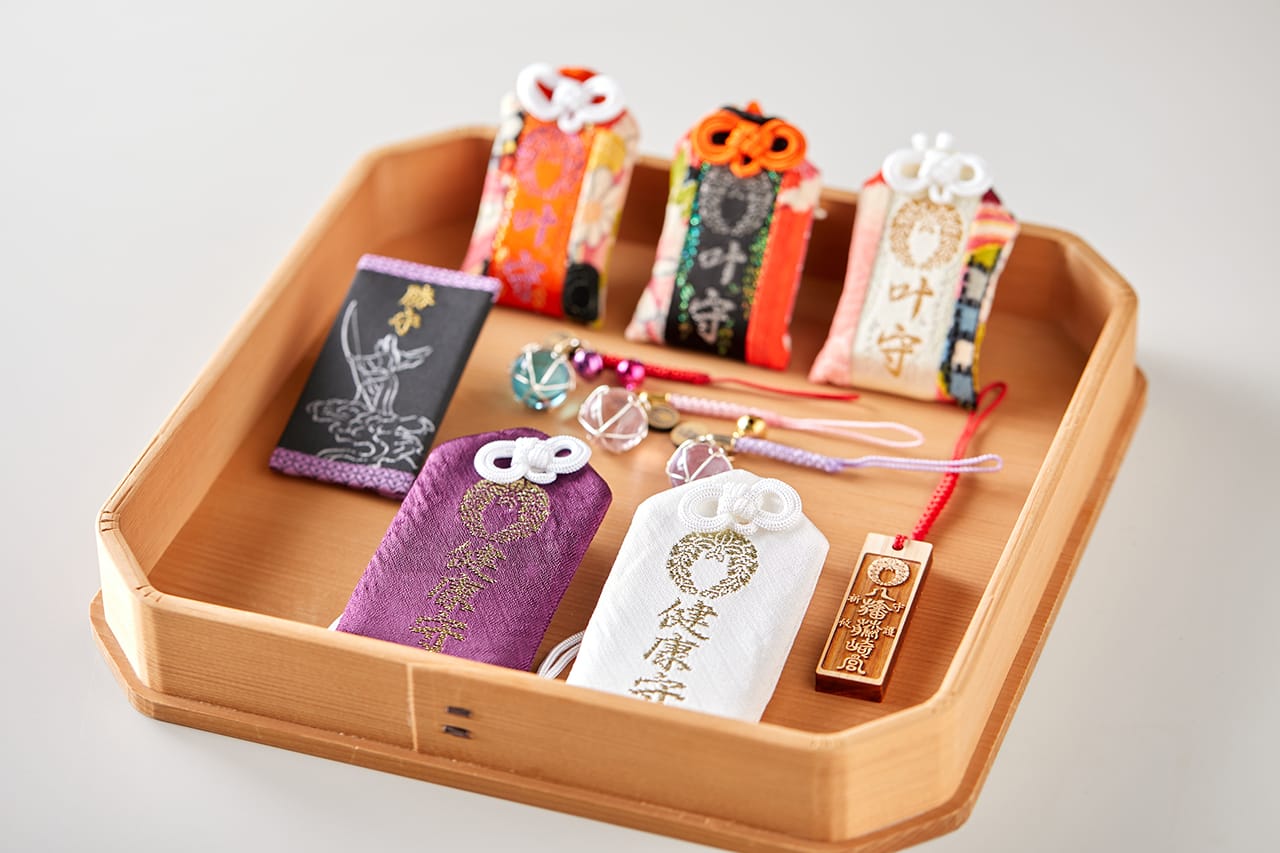 お守り｜お札 – 藤崎宮｜熊本総鎮守 藤崎八旛宮公式サイト