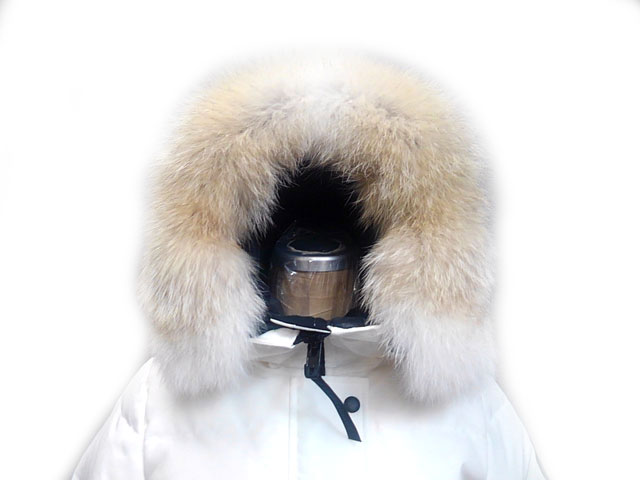 カナがグースコヨーテファー製作 | (有)大木毛皮店