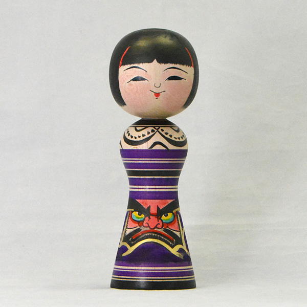 青森県津軽地方のこけし 阿保六知秀工人作 伝統こけし（紫だるま絵）5寸