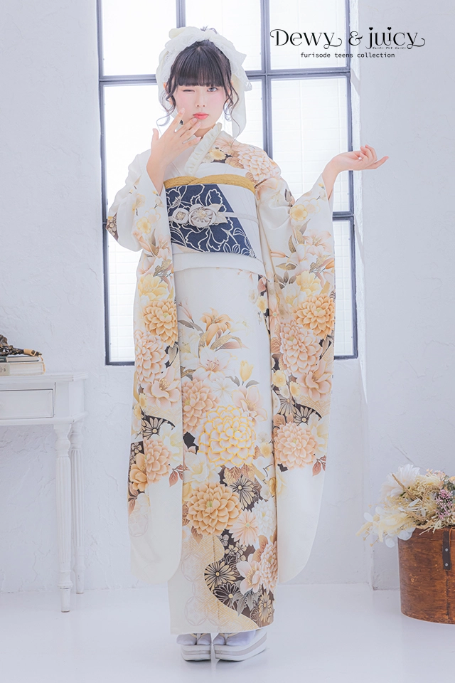 白の条件に一致した成人式振袖一覧 | 成人式の振袖レンタル・購入・前