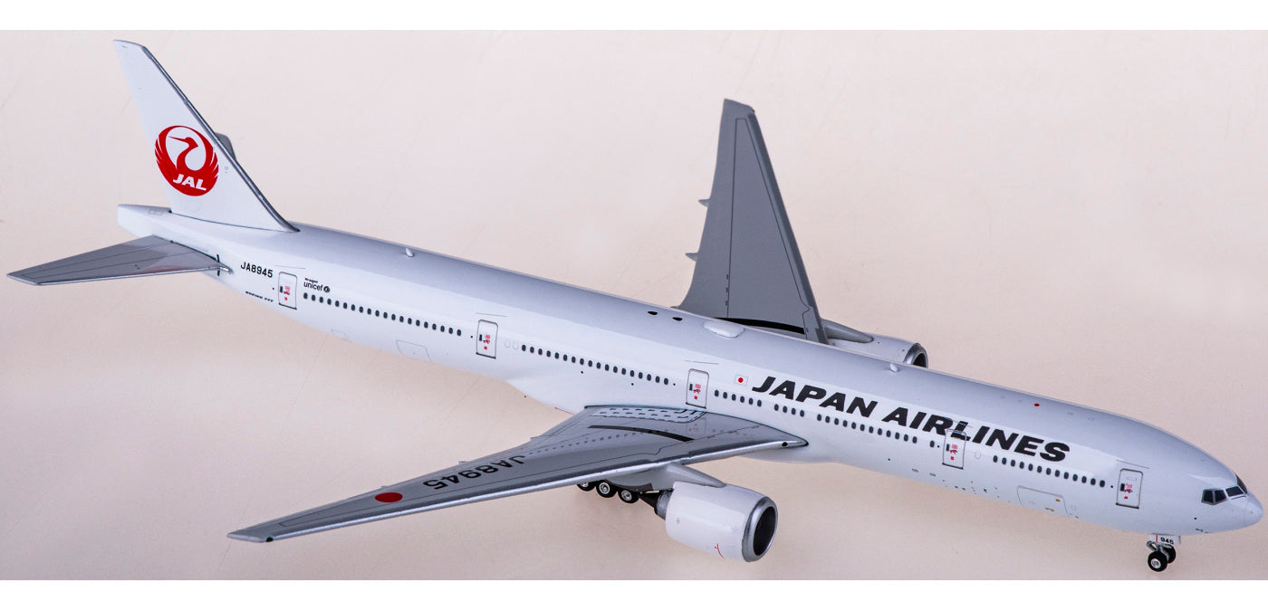 1:400 Phoenix PH04450 Japan Airlines Boeing 777-300 JA8945+Free