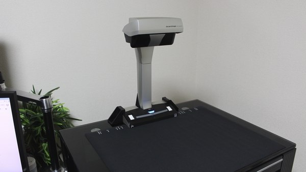ScanSnap SV600 購入レビュー（ブックプレッサーは自作しました） | の