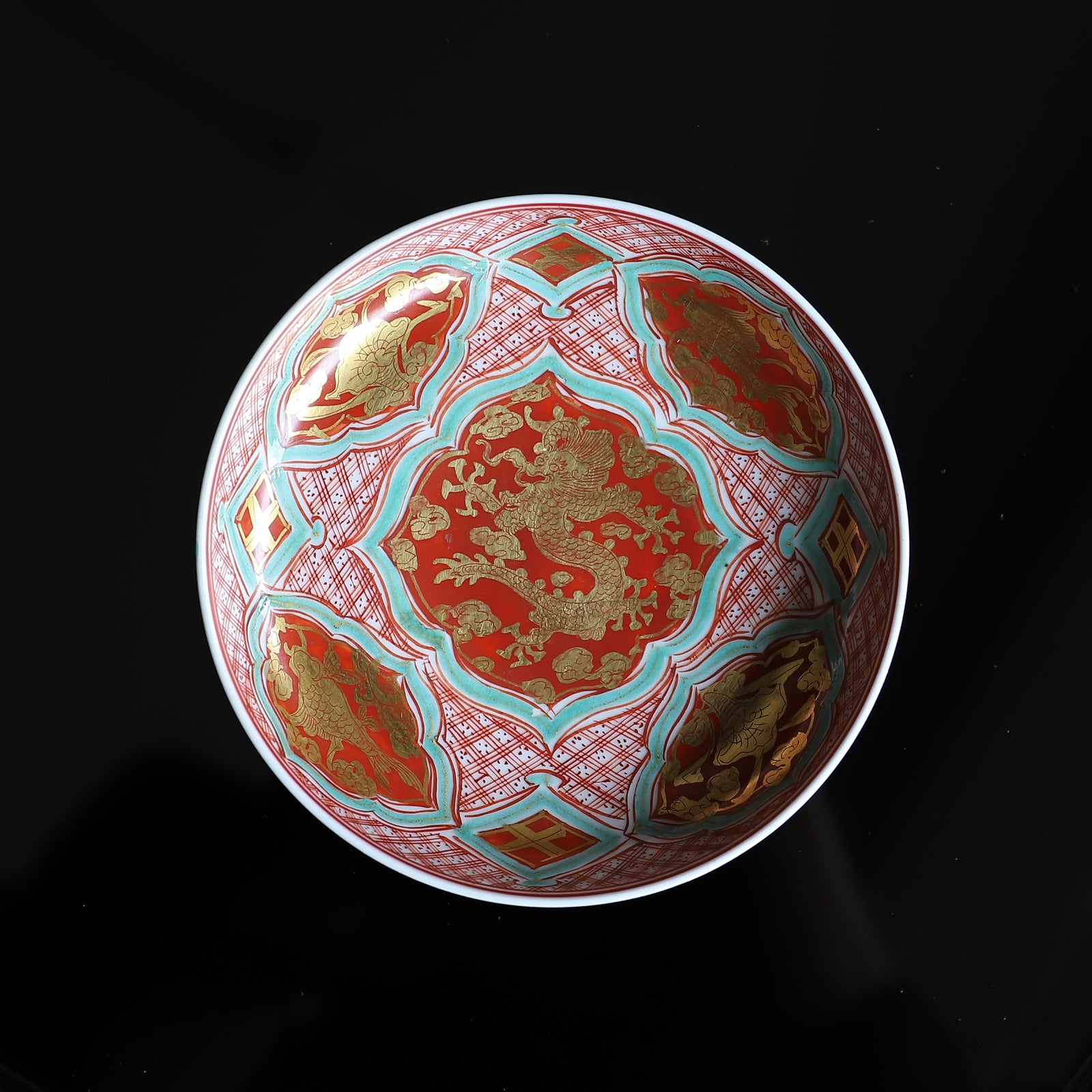 永楽和全 (12代永楽善五郎) 金襴手手塩皿 – Gallery Nisui