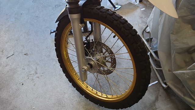 フロントホイール脱着記｜SEROW（セロー）250 メンテナンス編【がれー