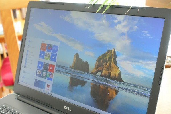 デルInspiron 17 3000(3793)レビュー:17インチ液晶搭載のエントリー