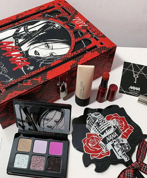 Qoo10] PASSIONAL LOVER 【公式正規品】NANA 連名 セット 4