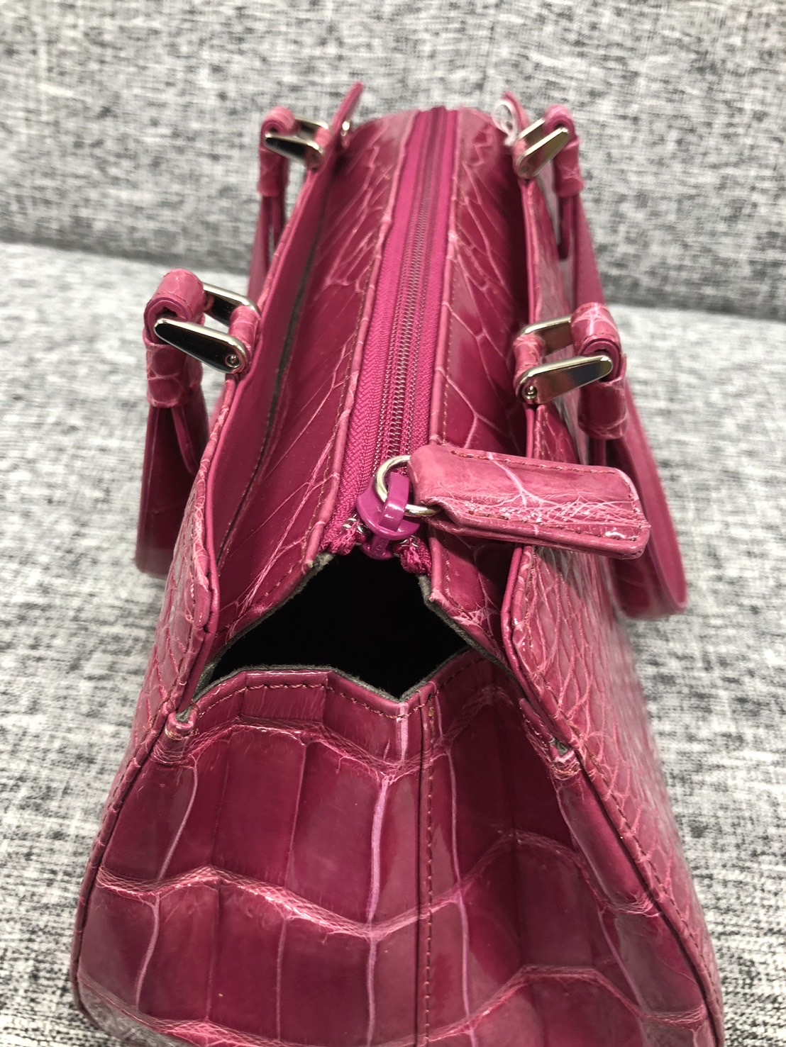 クロコダイルレザー ハンドバッグ マゼンタ – GD shop brand