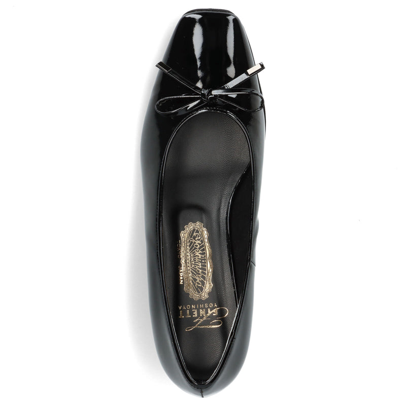 極美品 銀座ヨシノヤ 現行品 ステッチワークレザー パンプス 黒 24cm